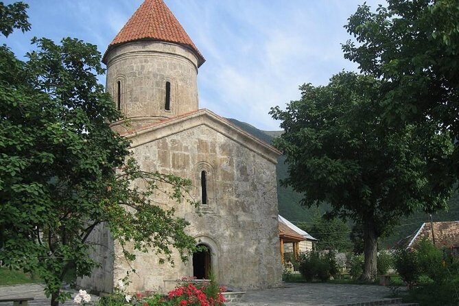 Private Sheki Tour - Kish Church (in Kish village): a round tower and a trilingual museum