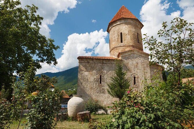 Sheki Cultural and Historical Shared Tour - Meeting at 8:00 and the Long Ride That Can Still Be Worth It
